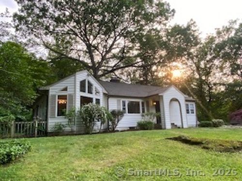 7 White Birch Rd, Wilton, CT, 06897-4825 | Card Image