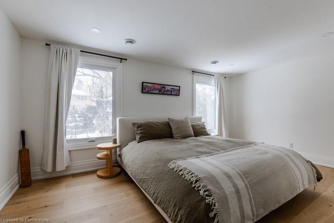 45 Park St W, House other with 6 bedrooms, 4 bathrooms and 4 parking in Dundas ON | Image 28