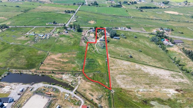 7110 W Highway 52, House other with 3 bedrooms, 1 bathrooms and 6 parking in Emmett ID | Image 39