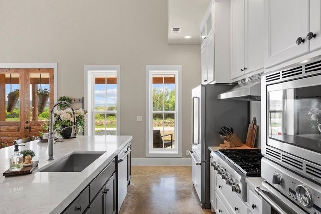 792 Langes Mill Rd, Home with 3 bedrooms, 3 bathrooms and null parking in Doss TX | Image 23