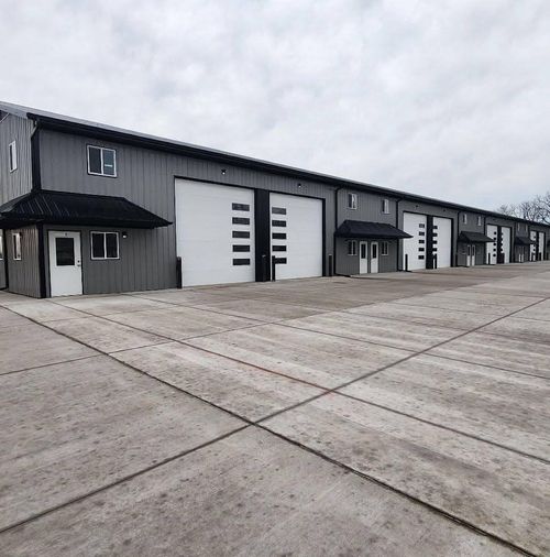 ste-7-2211 Grandview Ave, Muscatine, IA, 52761-1323 | Card Image