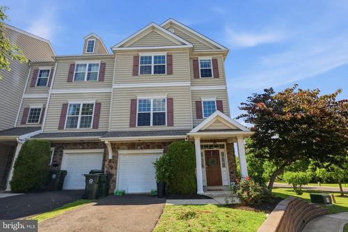 10 Richard Rd, BENSALEM, PA, 19020-2105 | Card Image