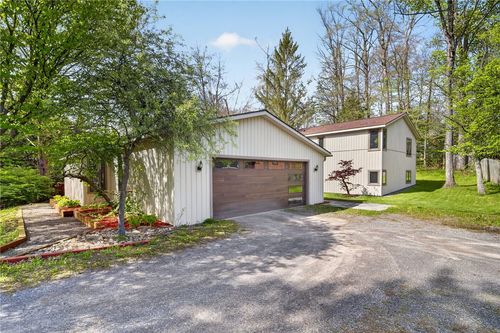 311 Saint Catherines Cir, Ithaca, NY, 14850-1724 | Card Image