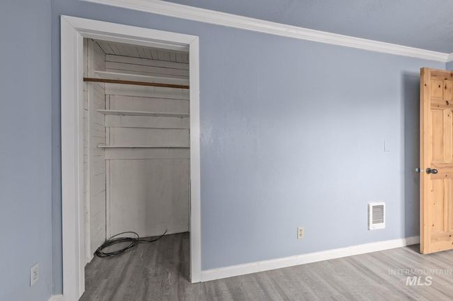 2445 Orchard Rd, House other with 4 bedrooms, 3 bathrooms and 4 parking in Council ID | Image 25