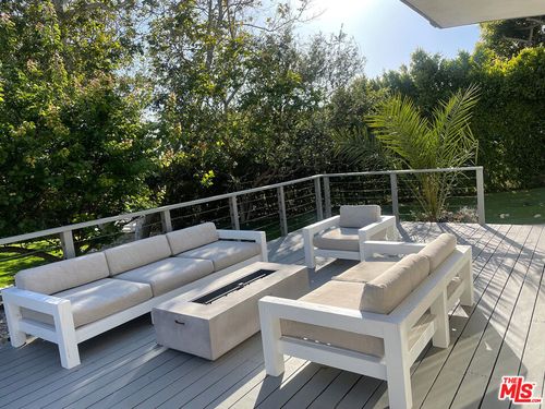 30370 Morning View Dr, Malibu, CA, 90265-3619 | Card Image