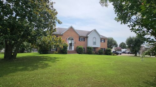 3002 Quail Ct, Greenbrier, TN, 37073-5738 | Card Image