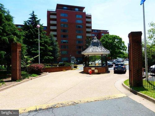 410-1121 Arlington Blvd, ARLINGTON, VA, 22209-3225 | Card Image