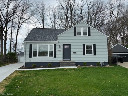 28973 Blissfield Dr, Willowick, OH, 44095-4664 | Card Image