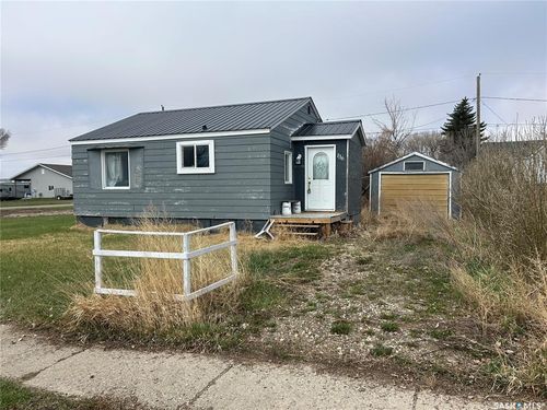 136 Bishop St, Carievale, SK, S0C2H0 | Card Image