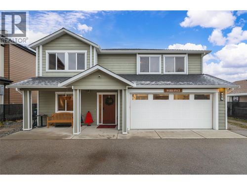 976 Lawson Ave, Kelowna, BC, V1Y6T1 | Card Image