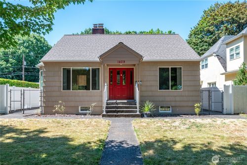 1429 21st Ave, Longview, WA, 98632-2820 | Card Image