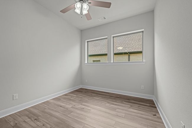 209 Vineyard Ln, House other with 4 bedrooms, 3 bathrooms and null parking in Midlothian TX | Image 23