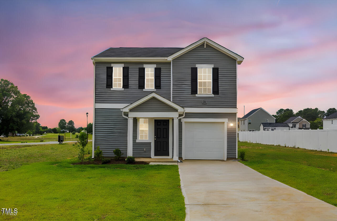 Mary Robertson St, Dunn, NC 28334
