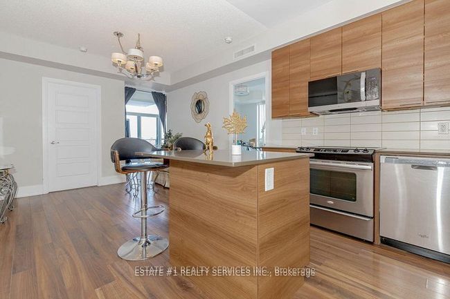 807 - 15 Viking Lane, Condo with 3 bedrooms, 2 bathrooms and null parking in Etobicoke ON | Image 6