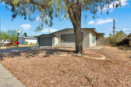 5908 Gipsy Ave, Las Vegas, NV, 89107-3606 | Card Image