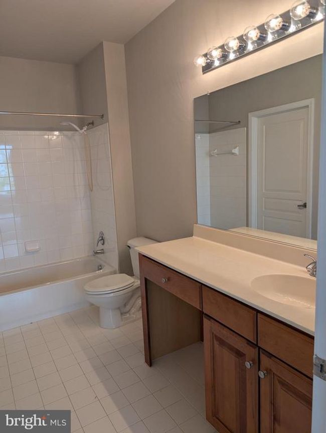 APT-340 - 12001 Market St, Condo with 2 bedrooms, 2 bathrooms and null parking in RESTON VA | Image 21