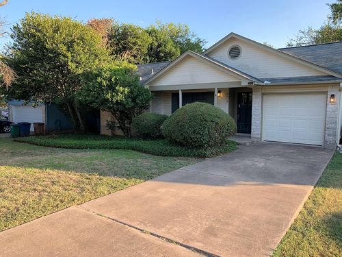 4419 Silverstone Dr, Austin, TX, 78744-5600 | Card Image