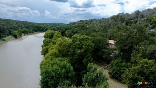 2212 N River Rd, Lampasas, TX, 76550 | Card Image