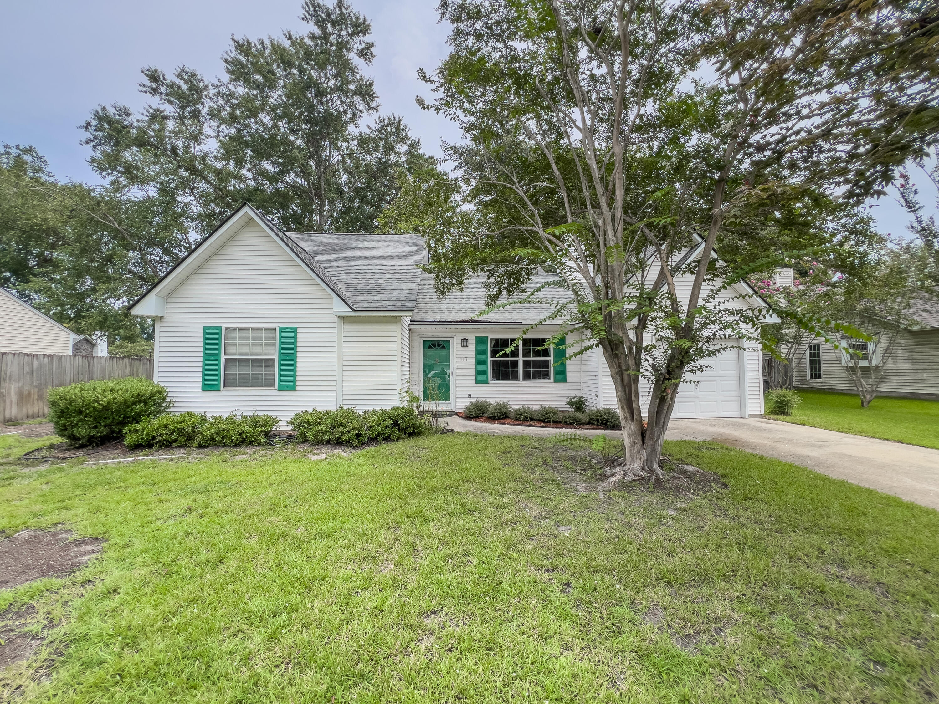 William St, Summerville, SC 29486