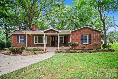 704 1st Avenue Pl Ne, Conover, NC, 28613-2222 | Card Image