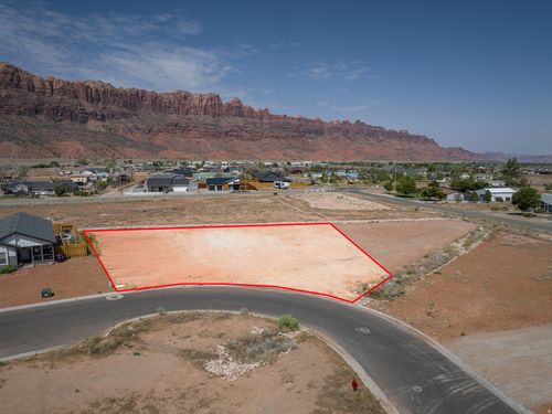 22-88 E Lidia Cir, Moab, UT, 84532-3288 | Card Image