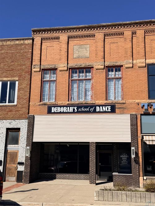 522 Lake Ave, Storm Lake, IA, 50588 | Card Image