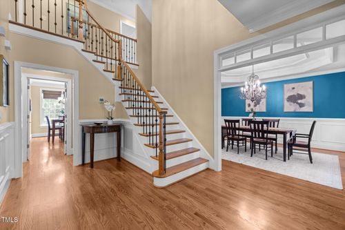 341 Oxfordshire Ln, Chapel Hill, NC, 27517-6208 | Card Image