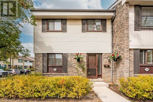 42-2779 Gananoque Drive, Mississauga (Meadowvale), ON, L5N2E4 | Card Image