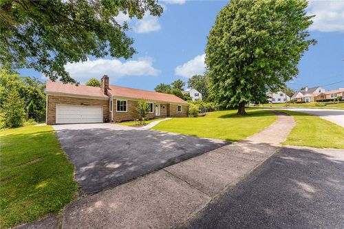 80 Montview St, Uniontown, PA, 15401-2864 | Card Image