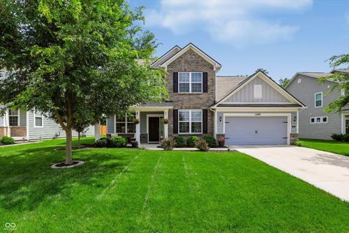 12695 Sunrise Dr, Noblesville, IN, 46060-9721 | Card Image