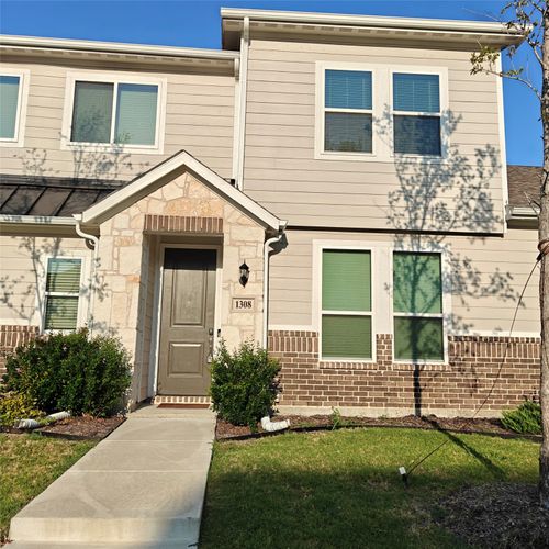 1308 Creekbank Dr, McKinney, TX, 75071-1590 | Card Image