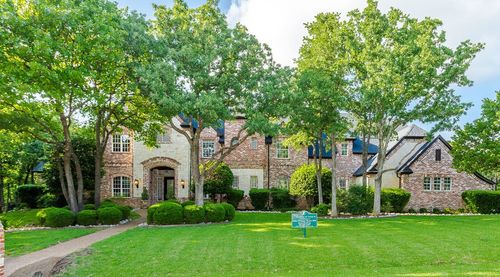 8604 Baltusrol Dr, Flower Mound, TX, 75022-6517 | Card Image