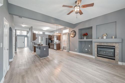 9065 Robbins Road, Sacramento, CA, 95829 | Card Image