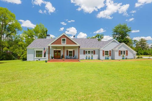 2424 Westwood Dr, Valdosta, GA, 31602-1276 | Card Image