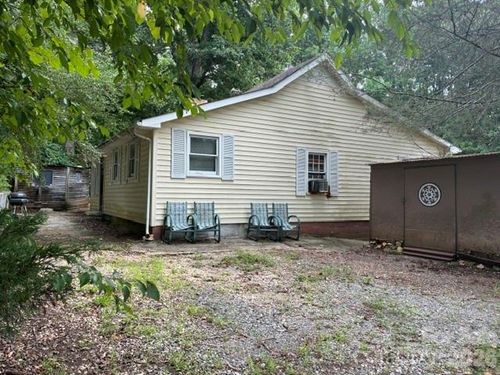 1526 Bills Creek Rd, Lake Lure, NC, 28746-9324 | Card Image