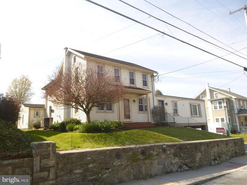 200 S Church, QUARRYVILLE, PA, 17566 | Card Image