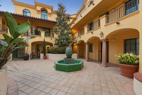 unit-2229-130 N Garden St, Ventura, CA, 93001-2567 | Card Image