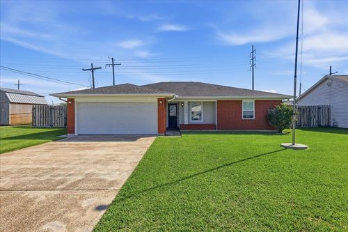 1508 N 12th St, Nederland, TX, 77627-3703 | Card Image