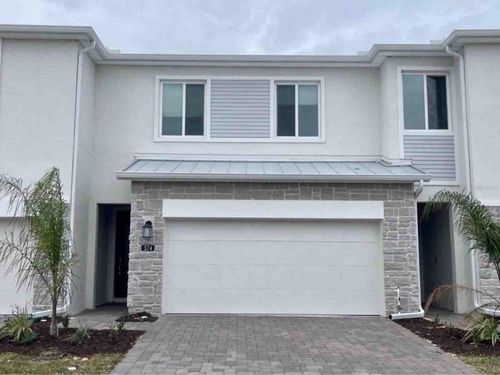 374 Bogey Dr, DAVENPORT, FL, 33896-8018 | Card Image