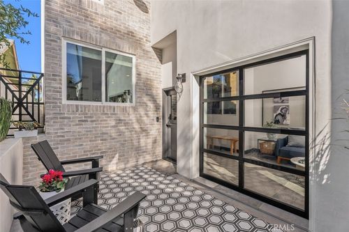 509 8th St, Huntington Beach, CA, 92648 | Card Image