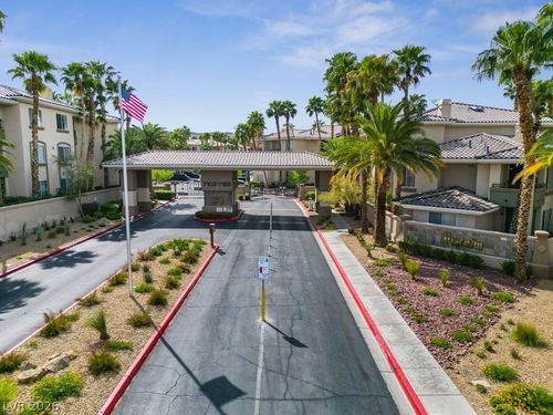 305-7107 S Durango Dr, Las Vegas, NV, 89113-2010 | Card Image