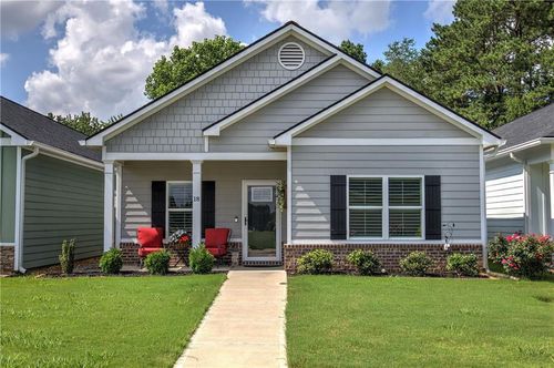 18 Calloway Ln, Cartersville, GA, 30120-3749 | Card Image