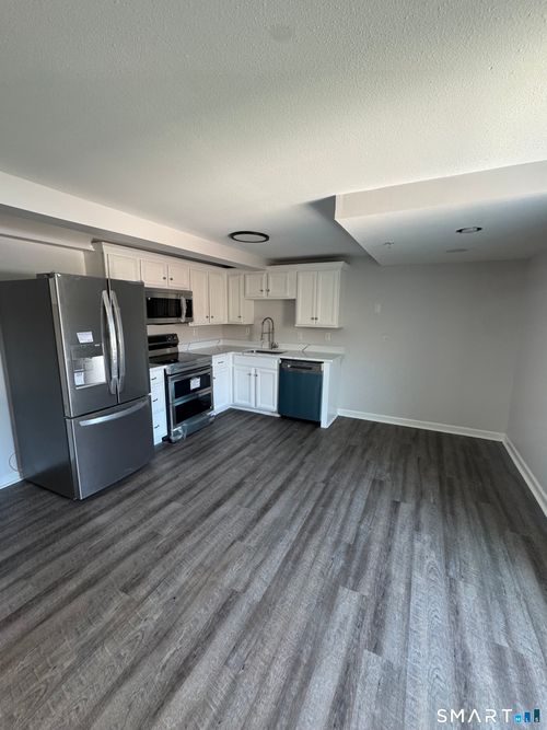 6-34 Pleasant St, Plainfield, CT, 06374-1057 | Card Image