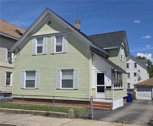 68 Appleton Ave, Pawtucket, RI, 02860-1144 | Card Image