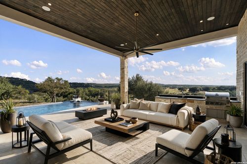 2018 Paradise Pkwy, Canyon Lake, TX, 78133-6541 | Card Image