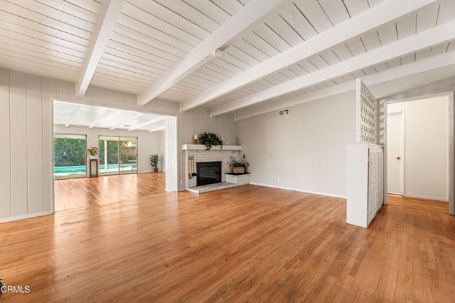 18630CantaraSt-27 facing great room and | Image 8