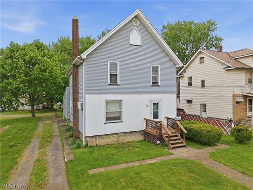 1113 High St Ne, Warren, OH, 44483-5869 | Card Image