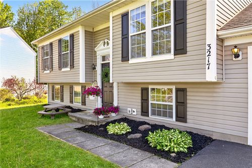 3217 Holly Crescent, Macedon, NY, 14502 | Card Image