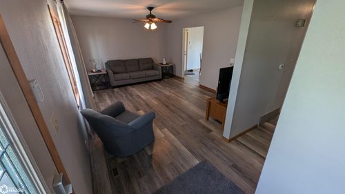 1204 Nancy Ln, Webster City, IA, 50595-2732 | Card Image