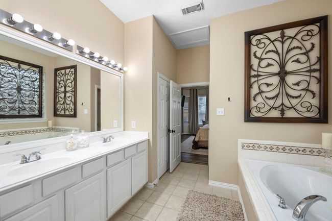 13718 Cardinal Flowers Dr, House other with 4 bedrooms, 3 bathrooms and 2 parking in Cypress TX | Image 24